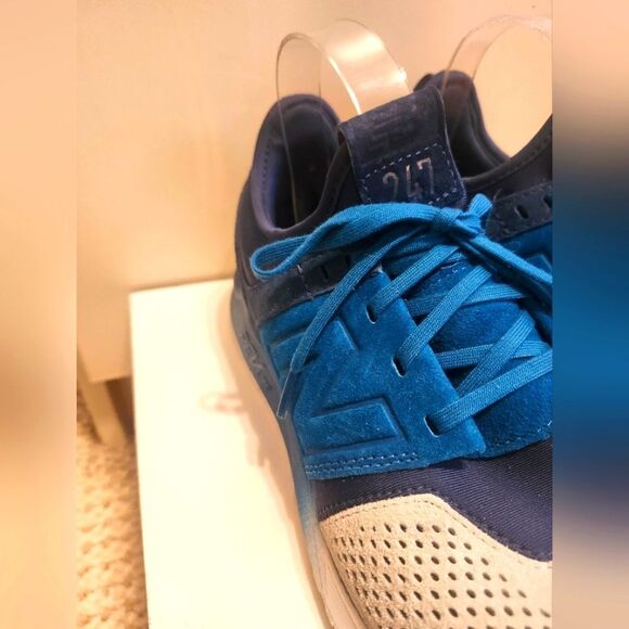 New Balance 247 Revlite Blue/Blk/White Suede Sneakers SZ.9.5 Mens Ret.$147 EUC! - Picture 4 of 10